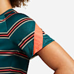 Liverpool F.C. Women's Pre-Match Short-Sleeve Football Top