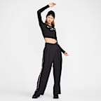 Nike Sportswear Chill Knit Women's Slim Long-Sleeve Cropped Graphic T-Shirt