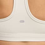 สปอร์ตบราผู้หญิงเสริมฟองน้ำ Nike Swoosh Medium Support