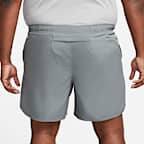 Shorts de correr 2 en 1 Dri-FIT de 18 cm para hombre Nike Challenger