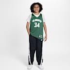 Maglia Milwaukee Bucks 2023/24 Icon Edition Swingman Nike NBA – Ragazzo/a