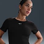 Nike Pro Women's Dri-FIT Short-Sleeve Cropped Jacquard Top