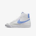 White/Royal Pulse