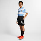 Nike Dri-FIT Academy Older Kids' Football Shorts