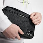 กระเป๋าสะพายรองเท้าเทรนนิ่ง Nike Utility (11 ล.)