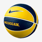 Balón de básquetbol Nike College Mini (Michigan)