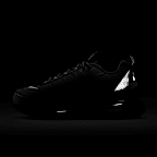 Nike MX-720-818 Men's Shoe