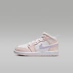 Jordan 1 Mid Younger Kids Shoes. Nike CA