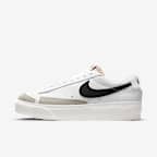 Nike Blazer Low Platform Zapatillas - Mujer. Nike ES