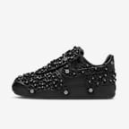 Nike Air Force 1 LXX x Swarovski Women's Shoe. Nike GB