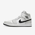 Air Jordan 1 Mid Women's Shoe. Nike AU