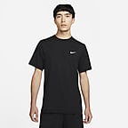 Nike Dri-FIT UV Hyverse Men's Short-Sleeve Fitness Top. Nike IN