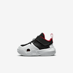 Black/Gym Red/White