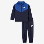 Sportswear Set Dri-FIT Tracksuit. Nike Essentials Lifestyle Baby 2-Piece