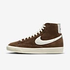 Nike retro hotsell 77
