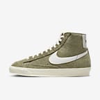 Nike Blazer Mid 77 Vintage Women s Shoe. Nike IE