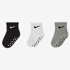 Nike Core Swoosh Ankle Gripper Socks Box Set (3 Pairs) Baby Socks. Nike.com