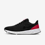 Nike Revolution 5 男款路跑鞋。Nike TW