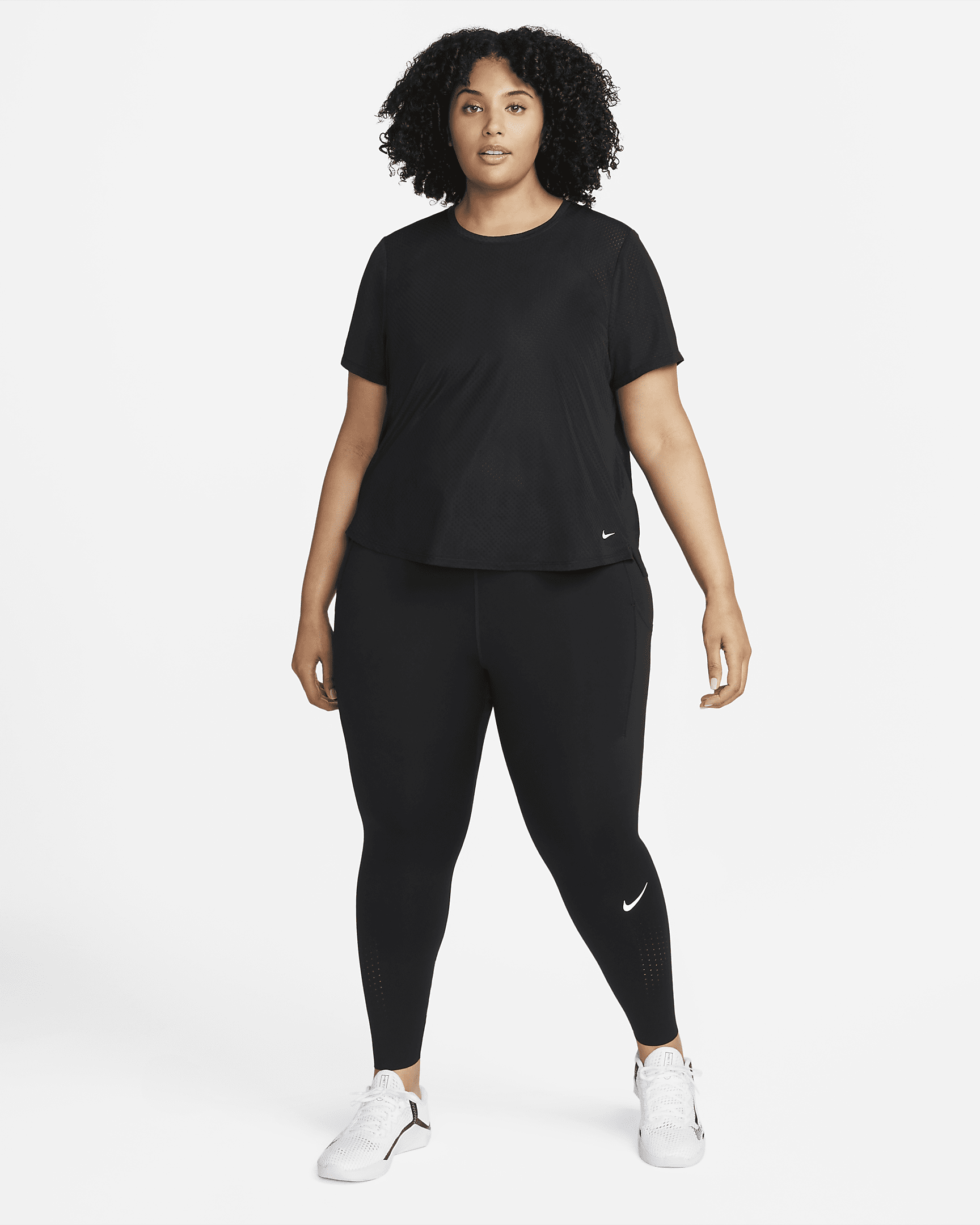 Nike Dri-FIT One Breathe Women's Short-Sleeve Training Top (Plus Size ...