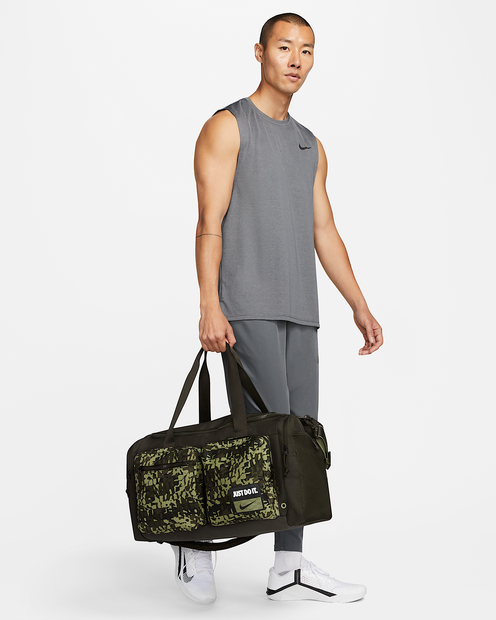 Nike Utility Power Printed Training Duffel Bag (Medium, 51L). Nike GB