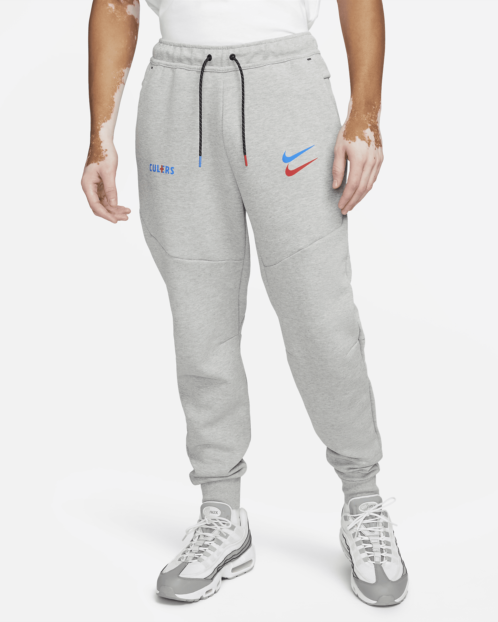 F.C. Barcelona Tech Fleece Men's Joggers. Nike AE