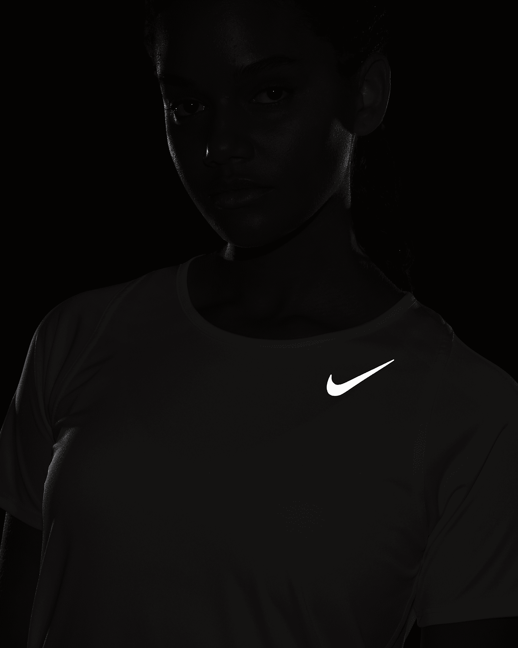 Nike DriFIT Race Women's ShortSleeve Running Top. Nike CH