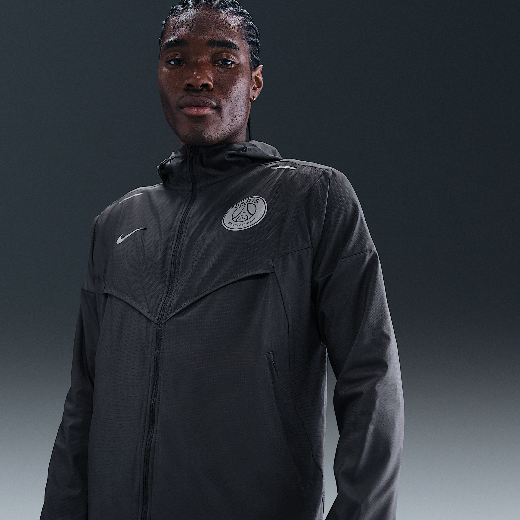 Paris Saint-Germain Impossibly Light Windrunner Men's Nike Football Jacket