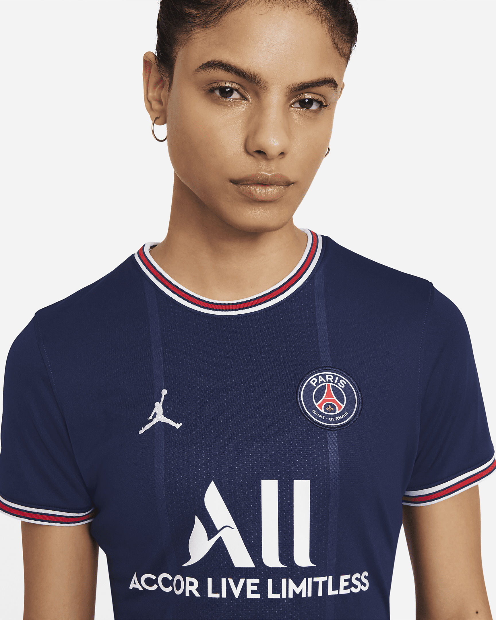 Paris Saint-Germain 2021/22 Stadium Home Women's Football Shirt. Nike SA