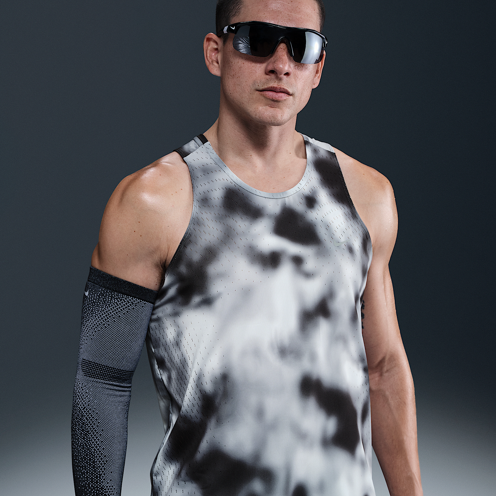 Nike Running Division Breathe Men's Dri-FIT ADV Running Tank Top