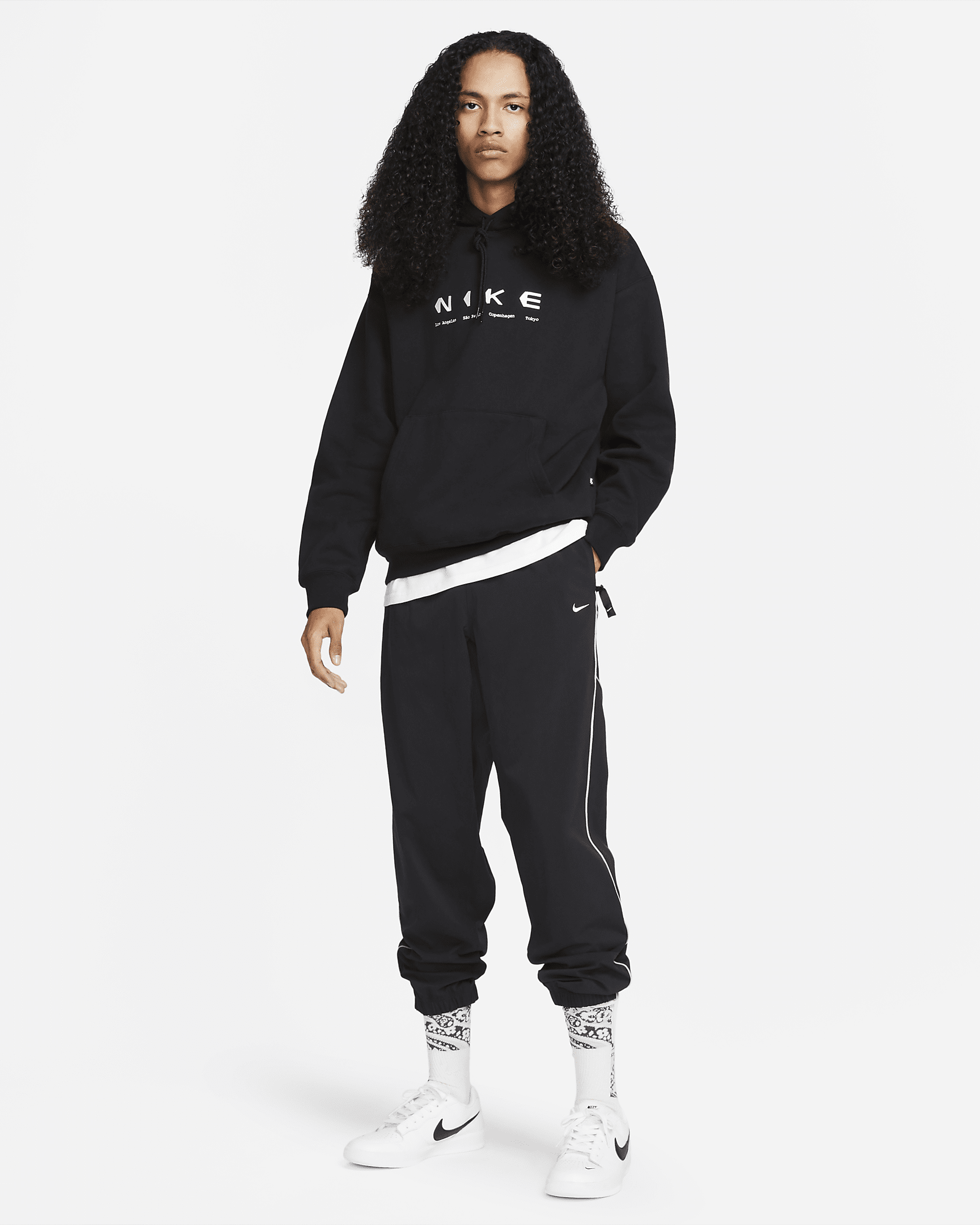 Nike SB Rugged Skate Tracksuit Bottoms. Nike AE