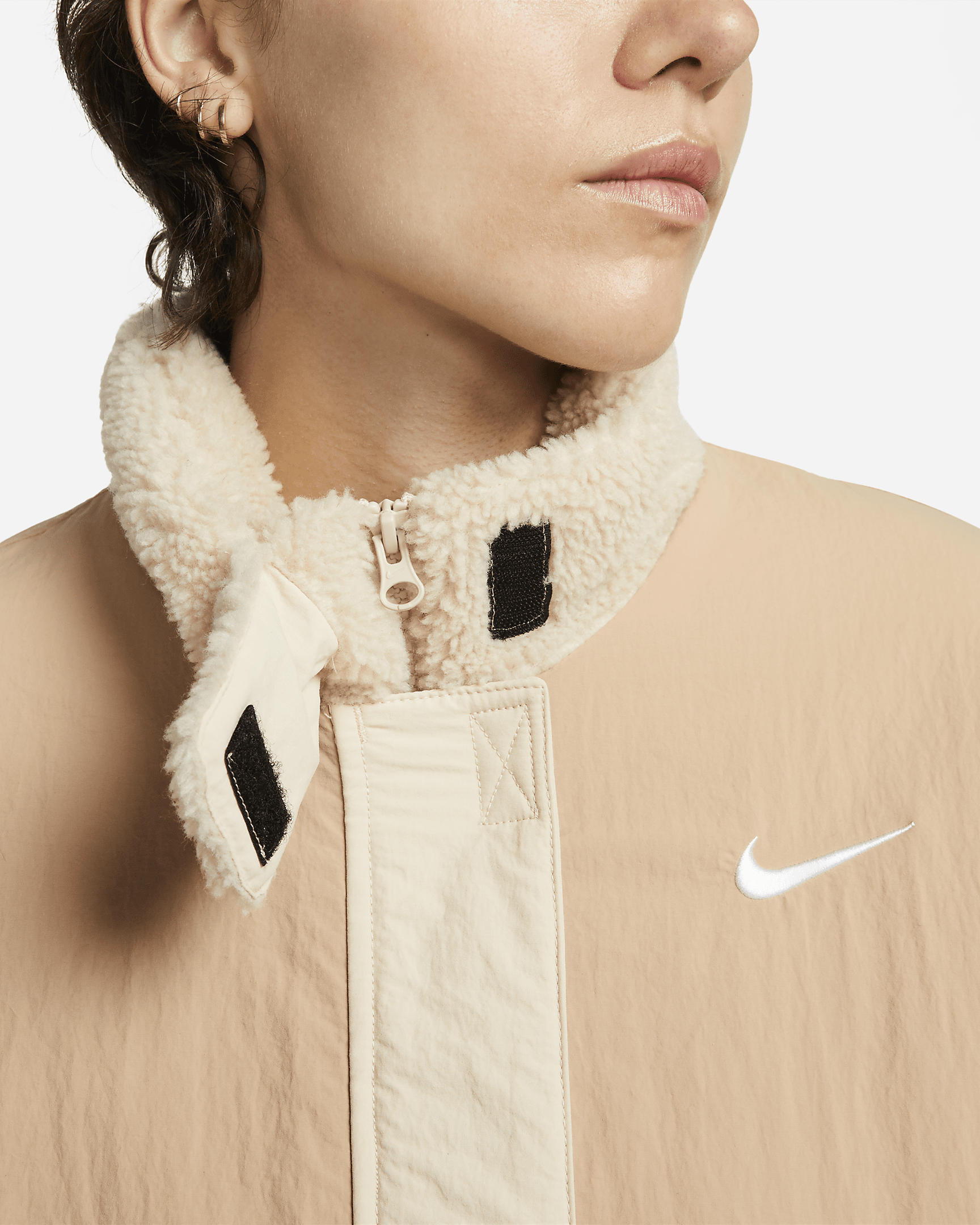 Nike Sportswear Essential Women's Woven FleeceLined Jacket. Nike AE
