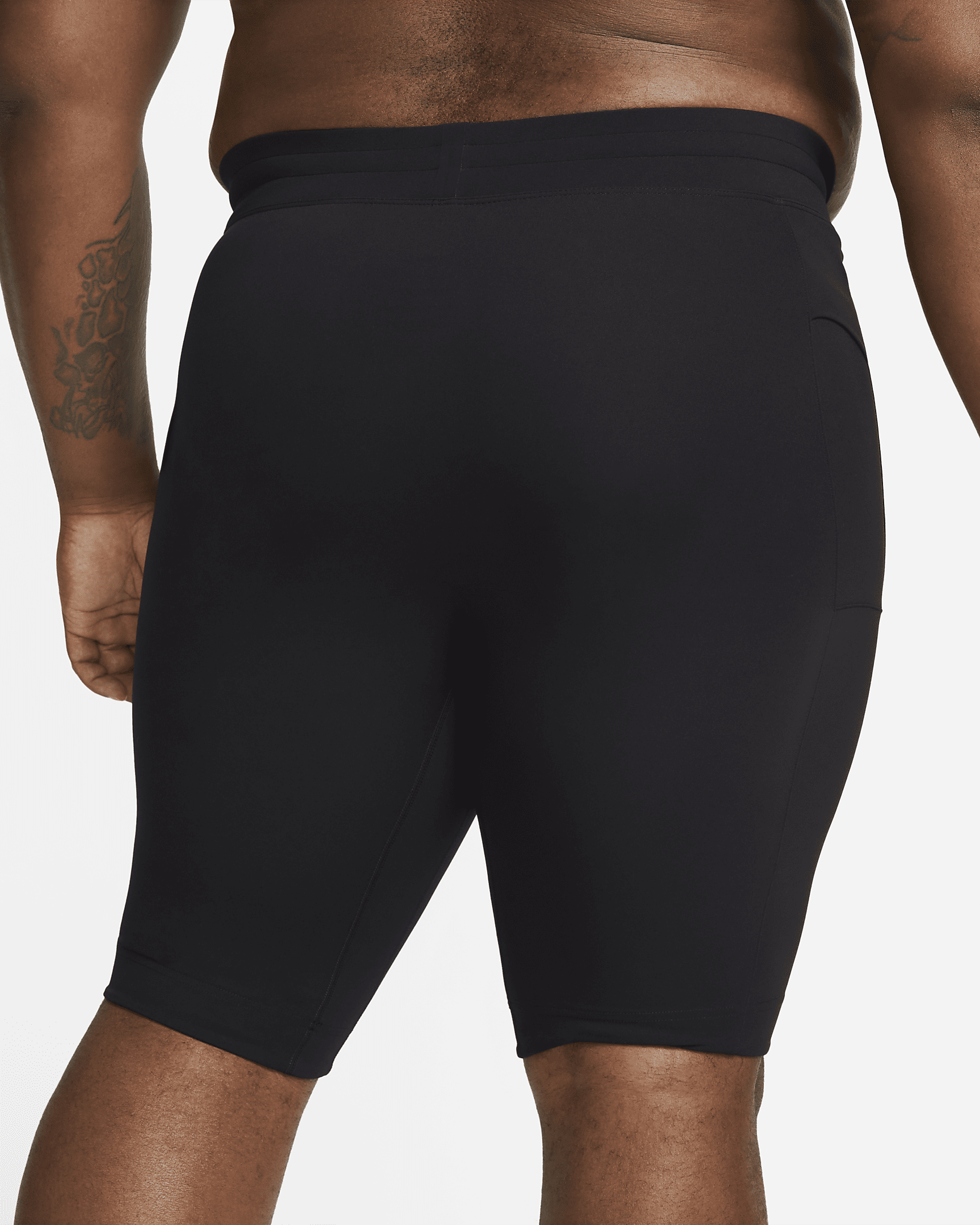 Nike Yoga DriFIT Men's Tight Shorts. Nike SA