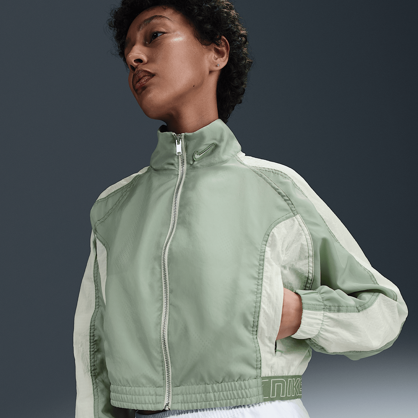 Nike Sportswear Women's Woven Jacket