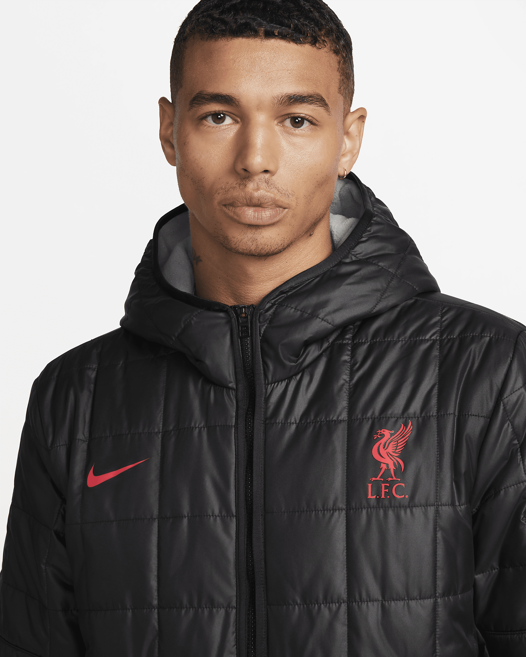 Liverpool F.C. Men's Fleece-Lined Hooded Jacket. Nike SA