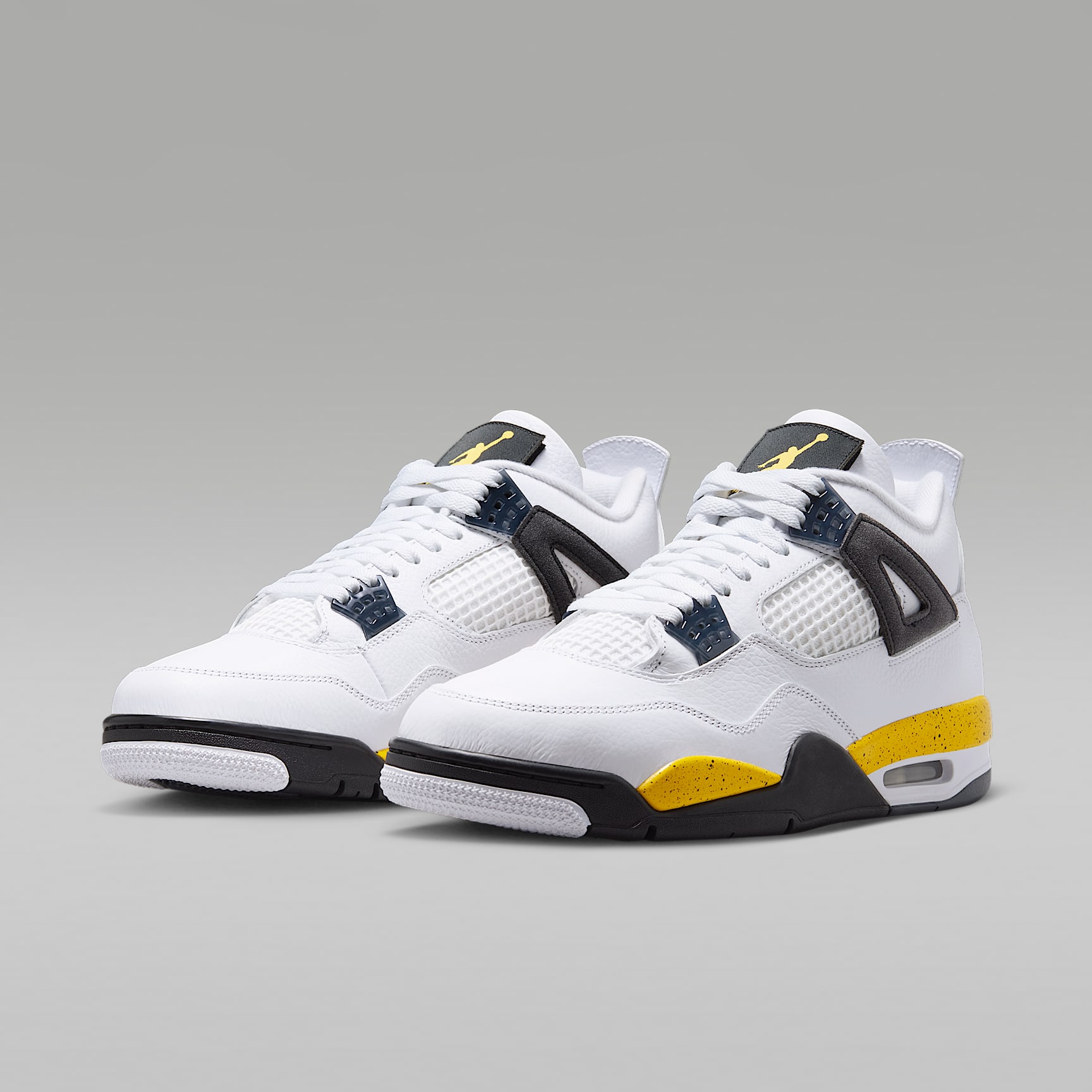 Air Jordan 4 Tour Yellow official Nike top view