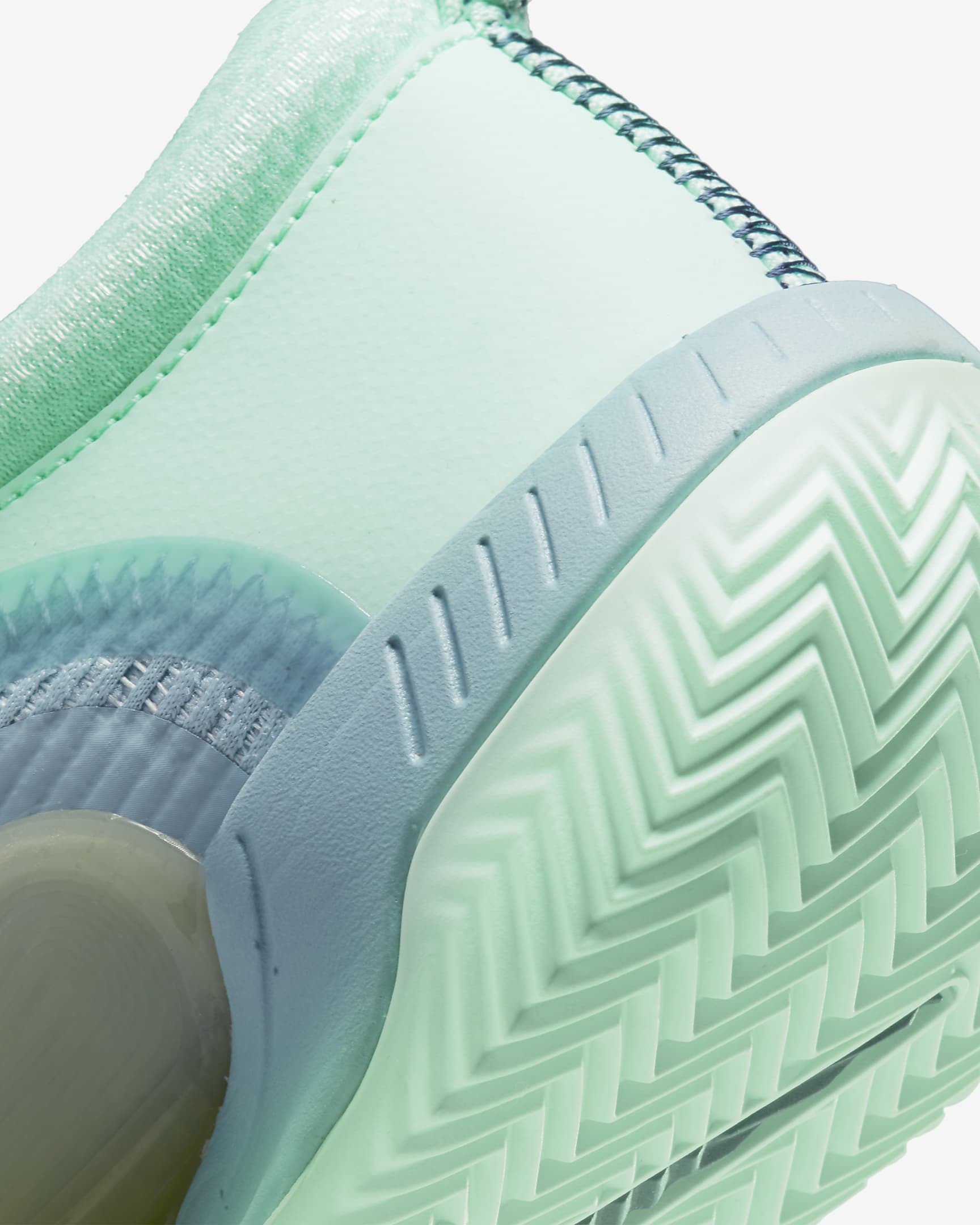 nikecourt-zoom-nxt-clay-court-tennis-shoes-T03JWP.png