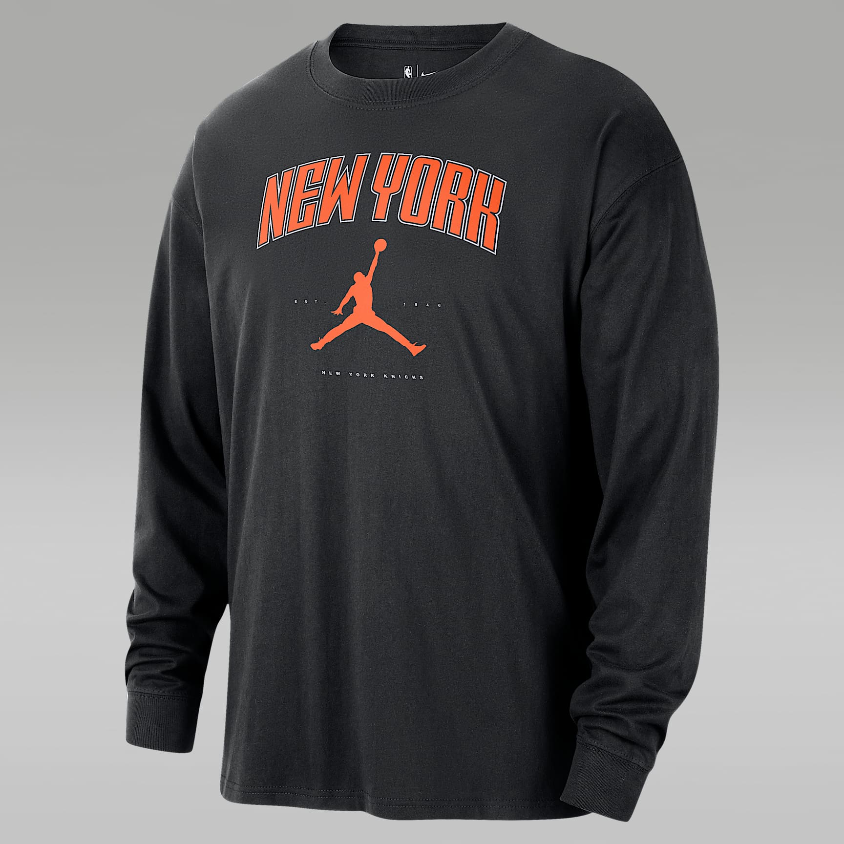 New York Knicks Essential Men's Jordan NBA Long-Sleeve T-Shirt