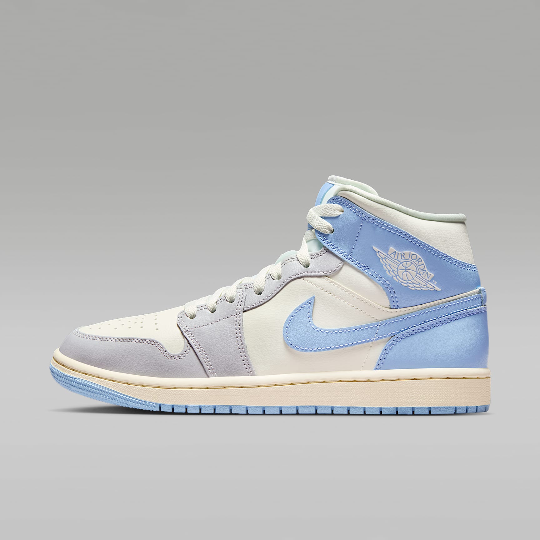 Air Jordan 1 Mid Women's Shoes