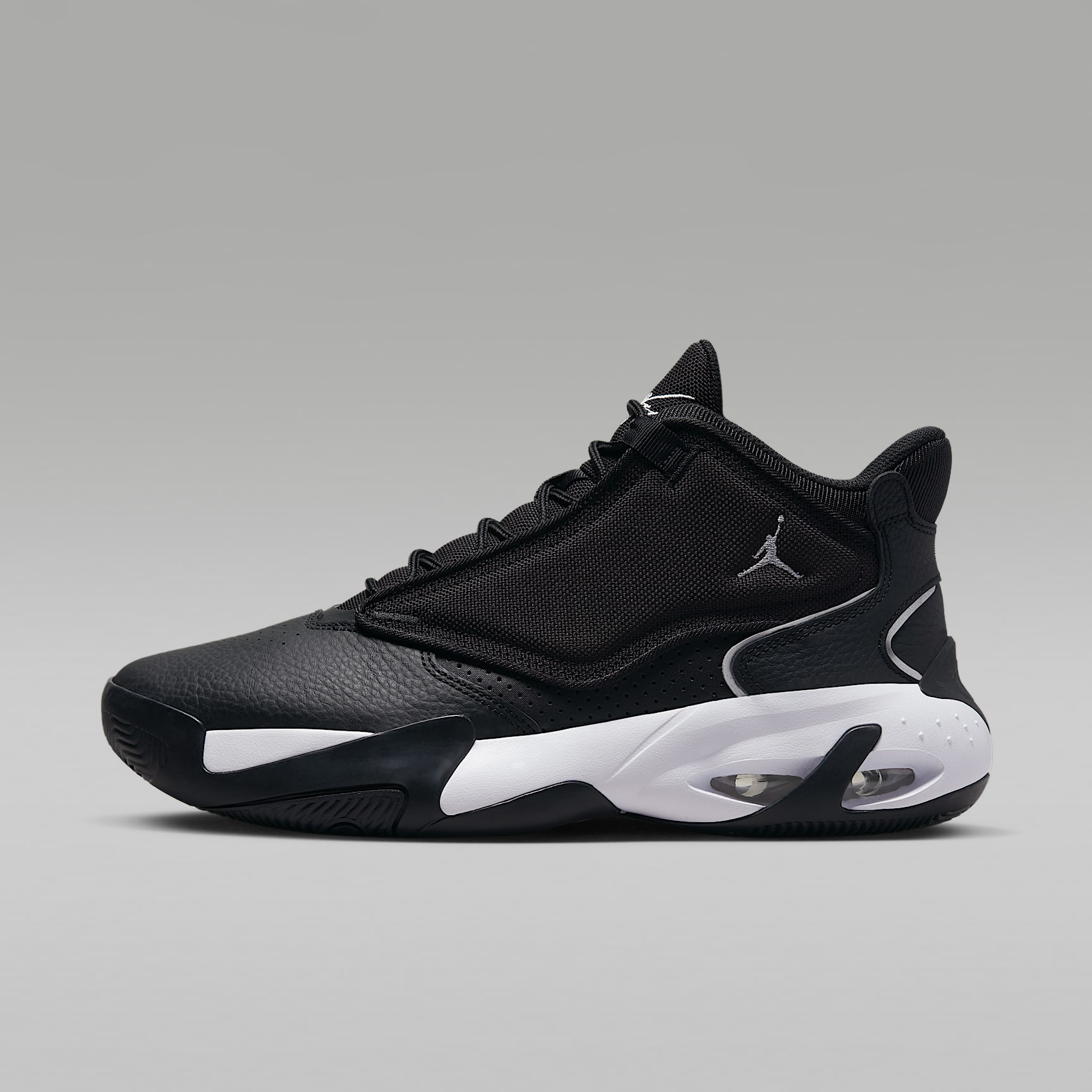 jordan max aura size 4.5