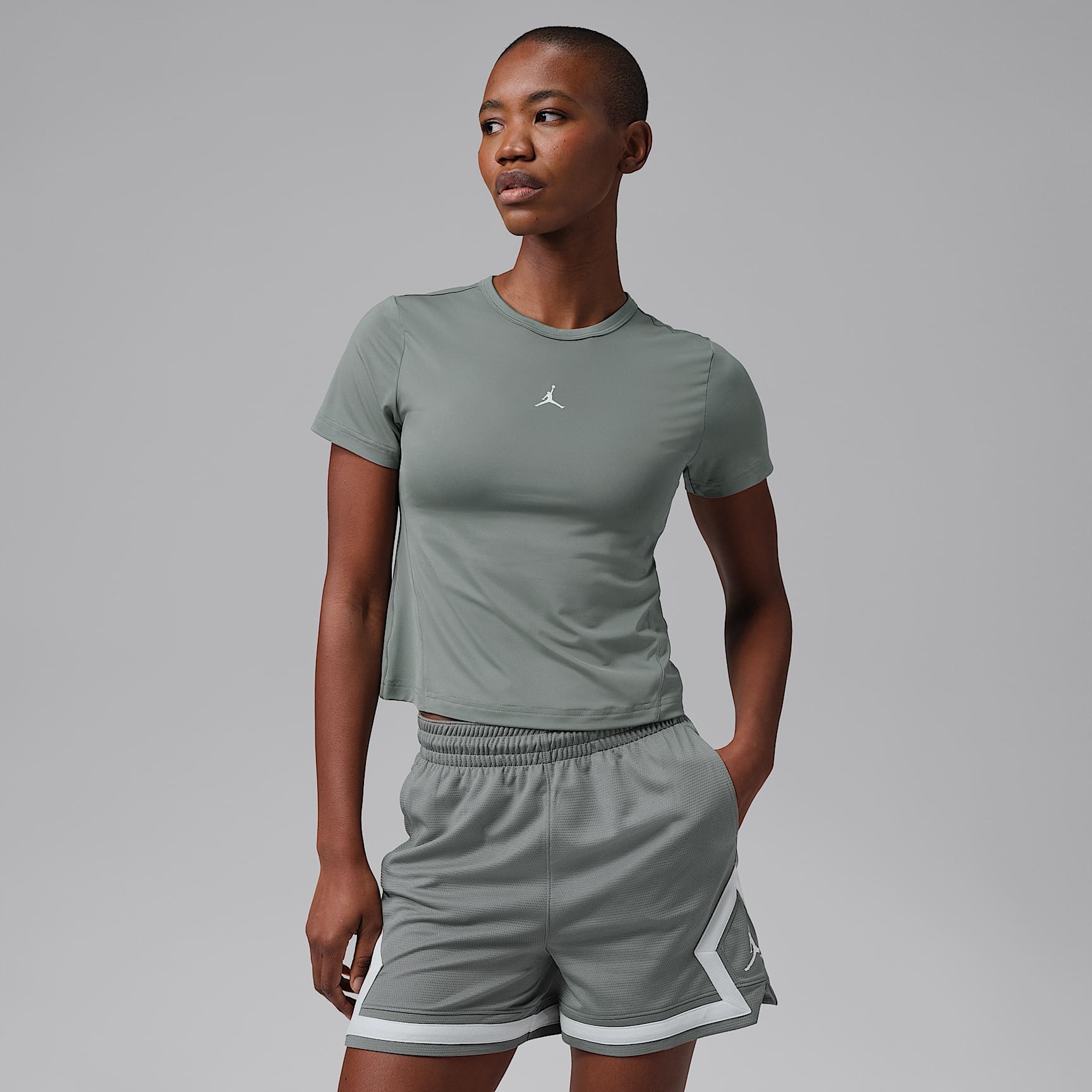 Haut à manches courtes Dri-FIT Jordan Sport Essentials pour femme