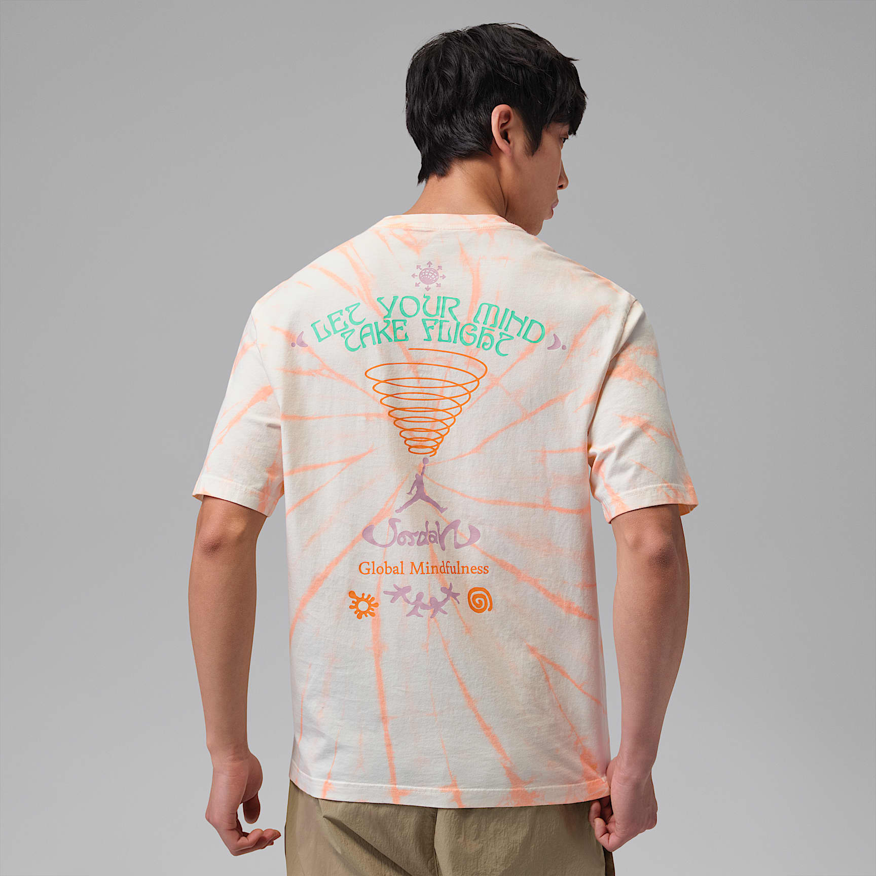 Jordan Brooklyn 男款紮染節慶風 T 恤