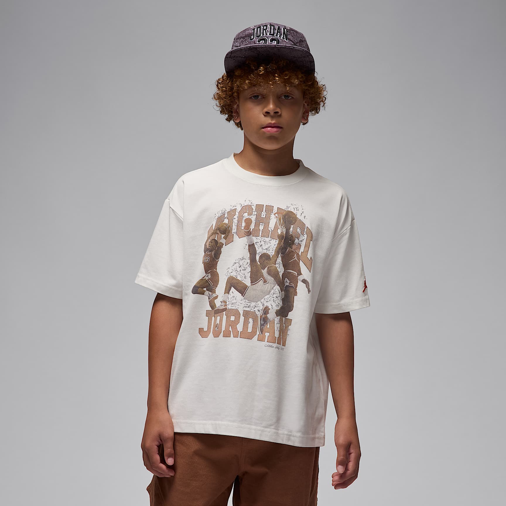 Playera con gráfico para niños talla grande Jordan Flight Essentials