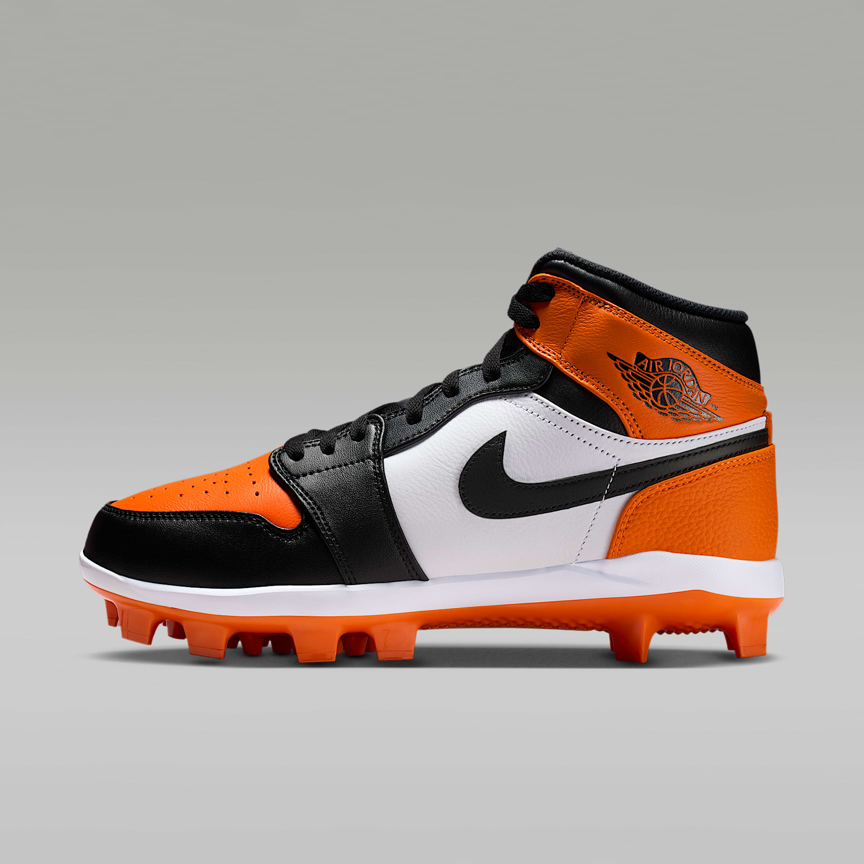 ナイキ エアジョーダン12 プレーオフ ベースボールスパイク NIKE公式
