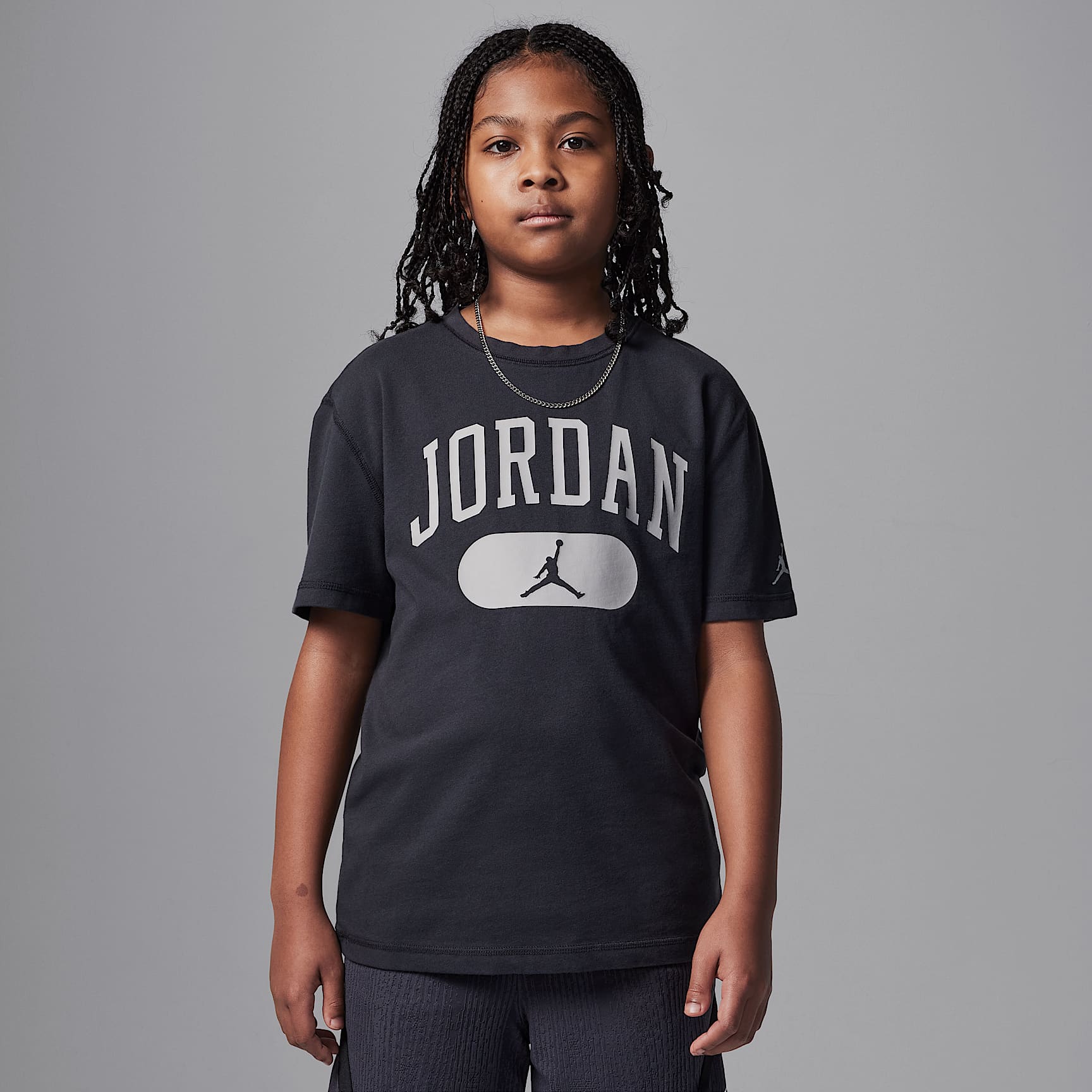 Playera Elevate Wash Jordan para niño talla grande
