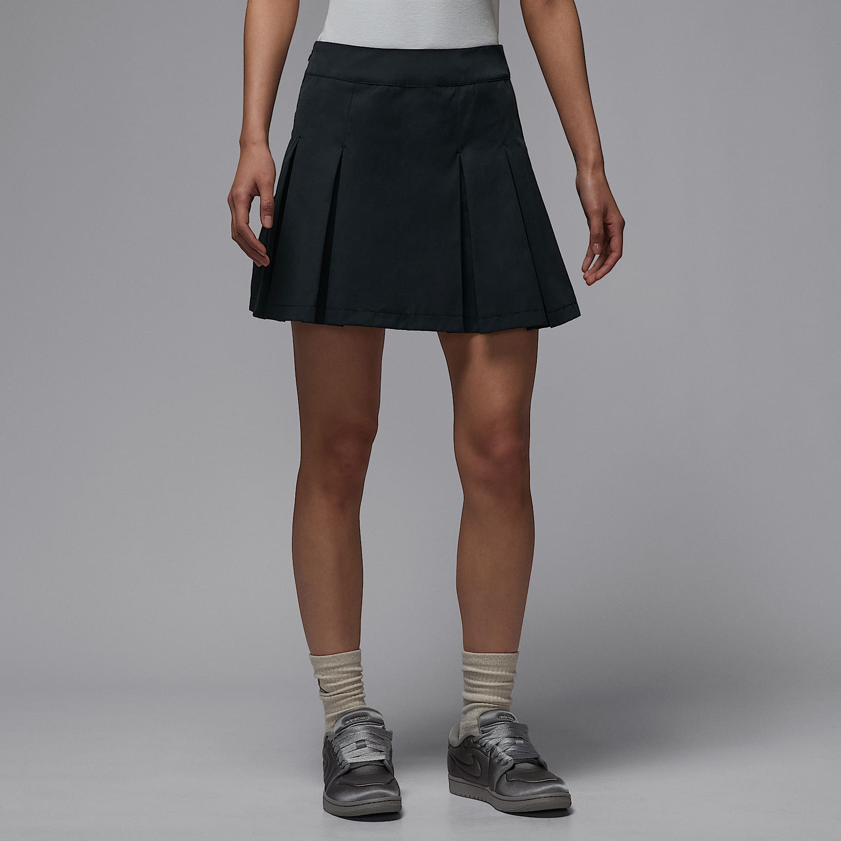 ジョーダン プールサイド ウィメンズ プリーツ スカート