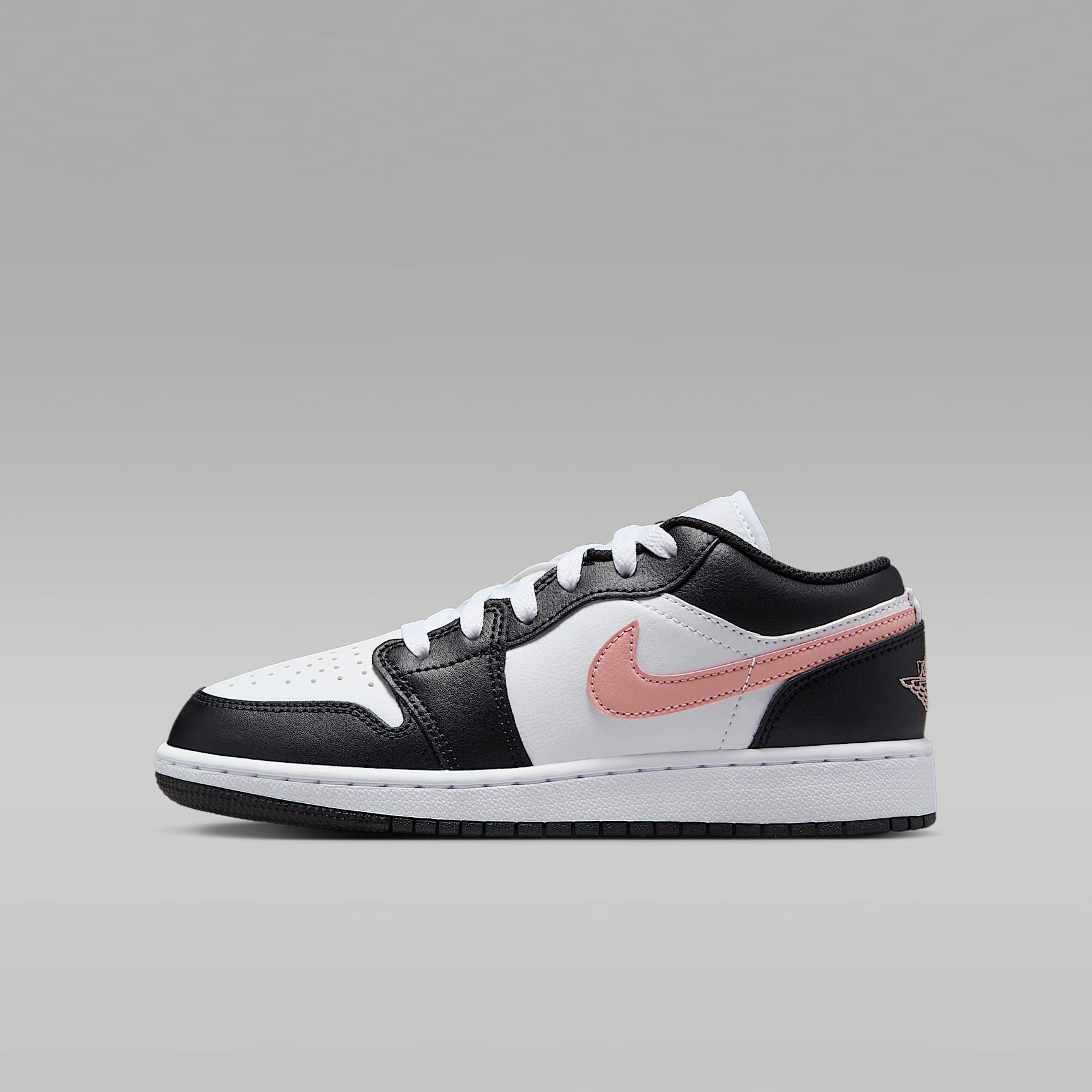 Air Jordan 1 Low Older Kids' Shoes