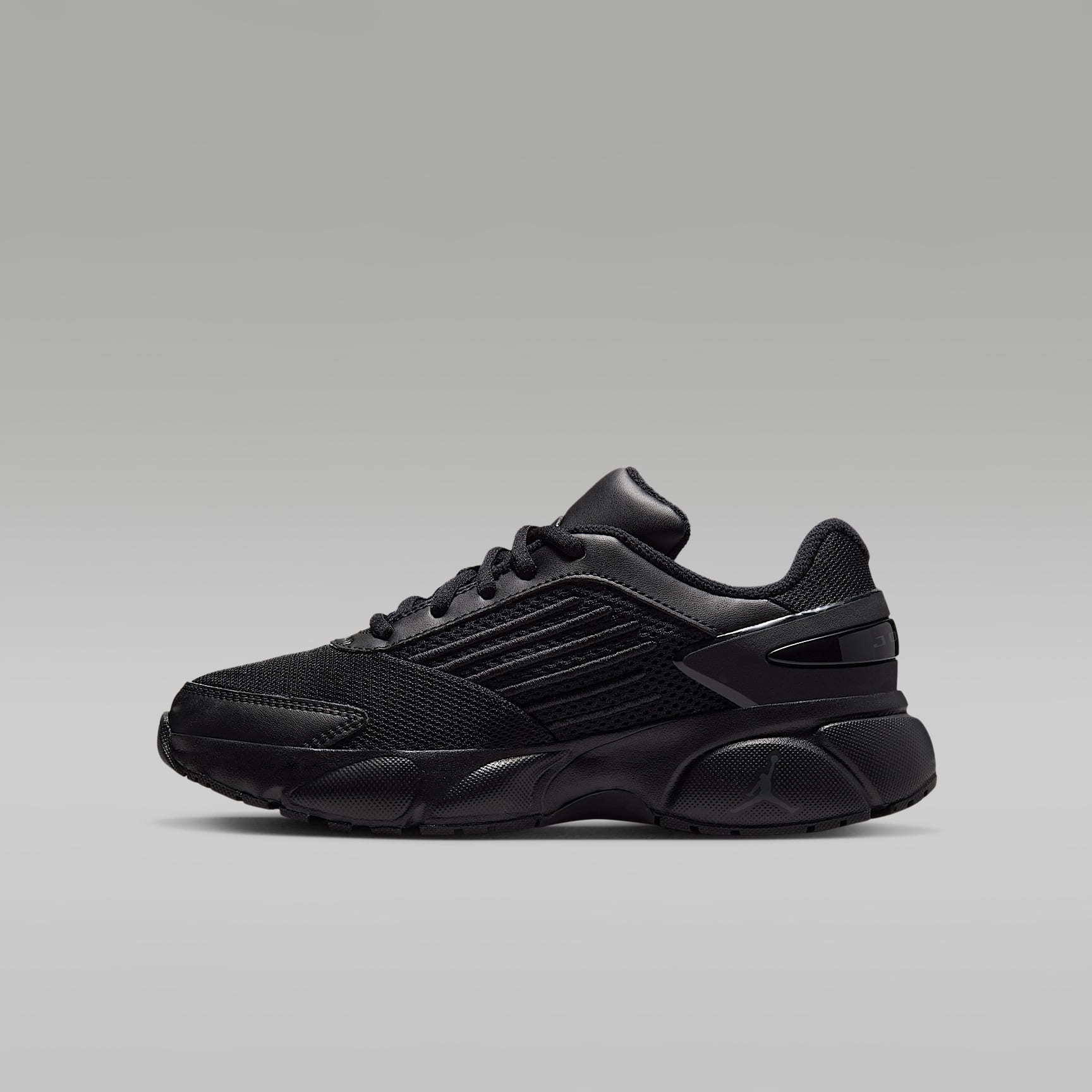 Jordan Trunner Flow Older Kids' Shoes. Nike UK