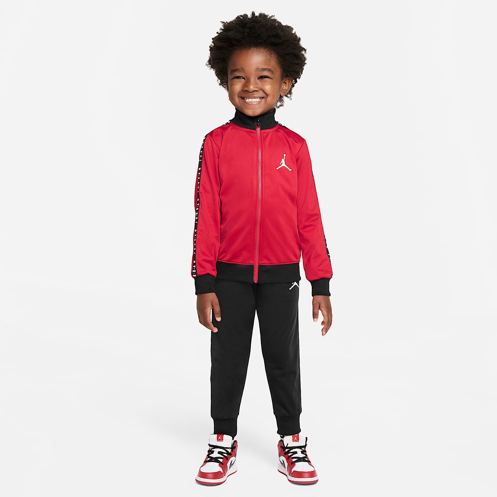 ジョーダン ベビー トラックスーツ