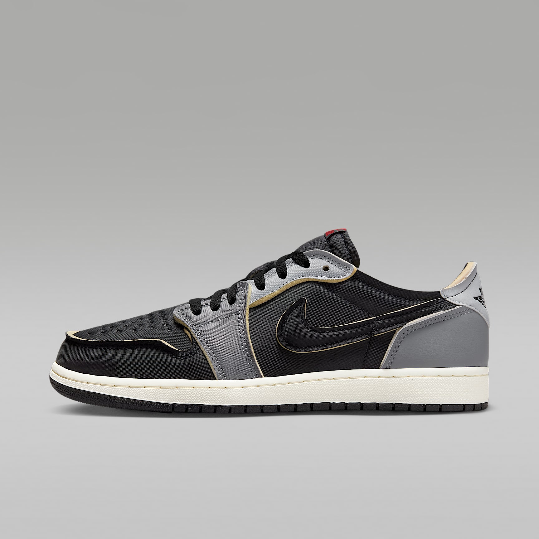 Air Jordan 1 Retro Low OG Men's Shoes