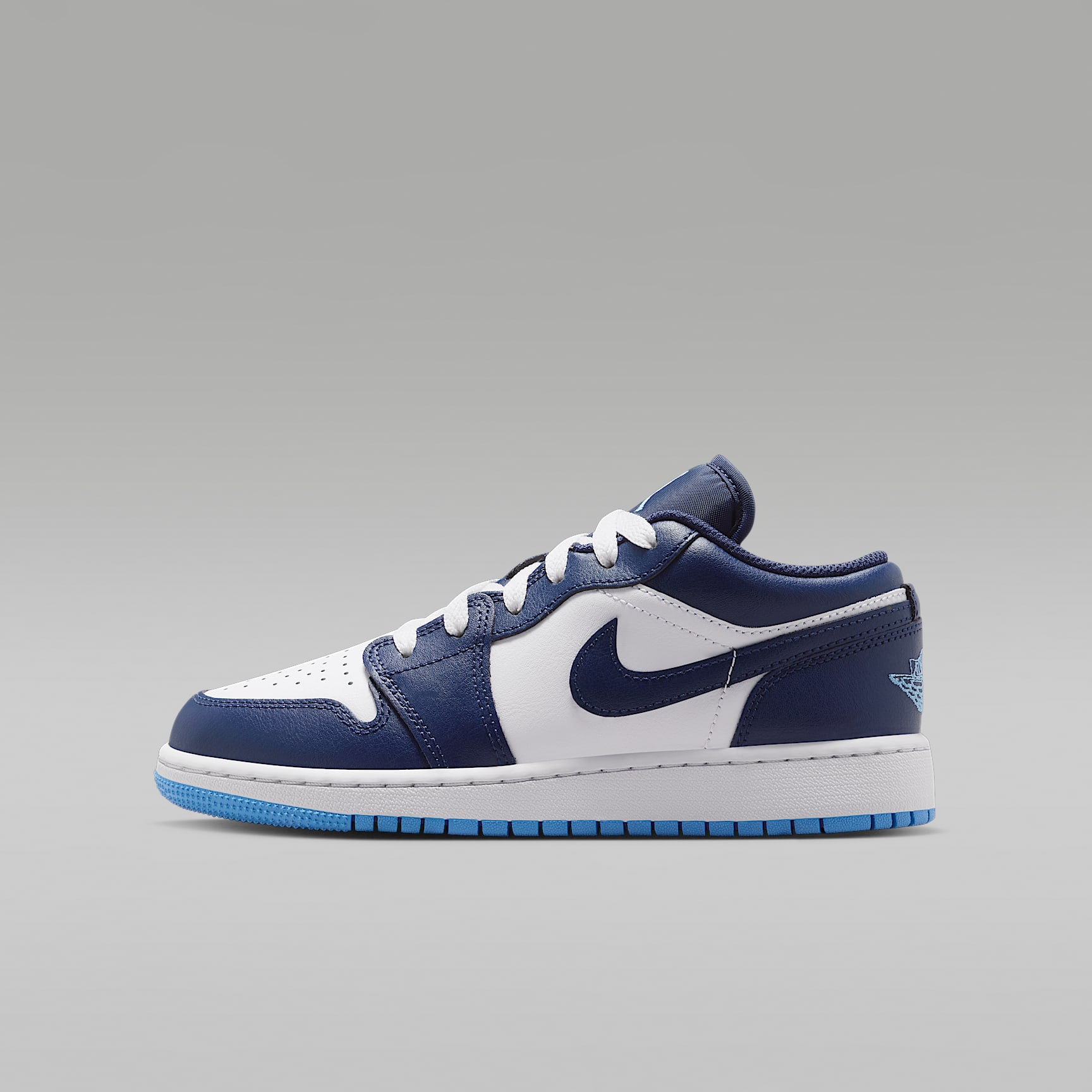 Air Jordan 1 Low Big Kids' Shoes